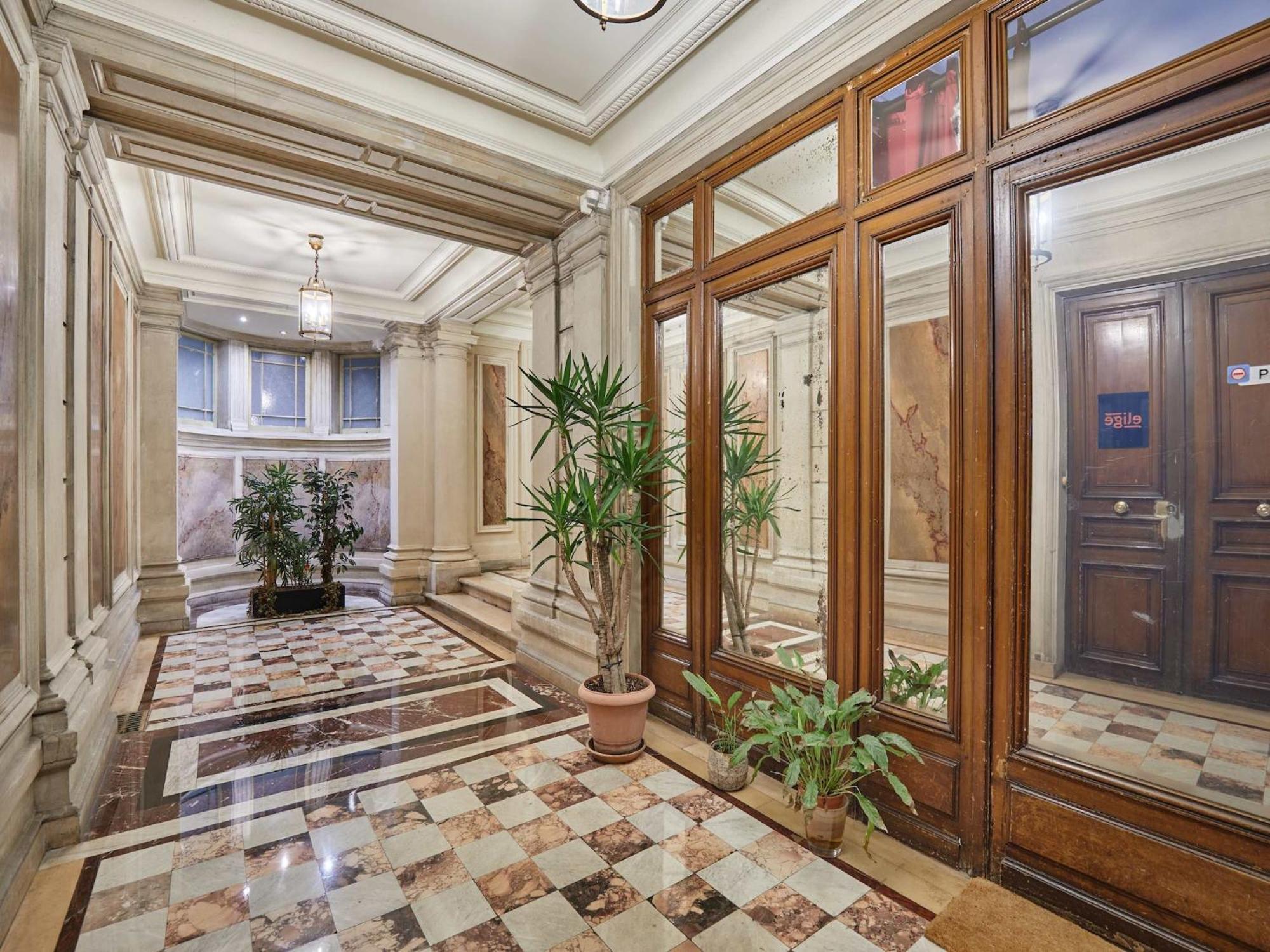 Sublime, Luxurious Flat Ac Matignon St Honore *
